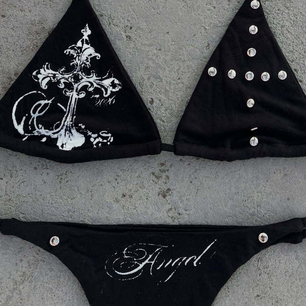 Damen Bikini-Set mit ausgefallenen Details und einzigartigen Akzenten