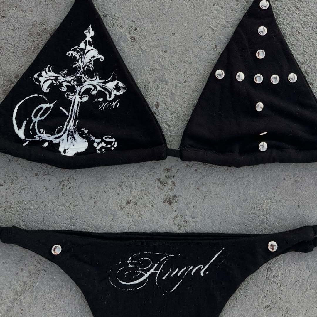 Damen Bikini-Set mit ausgefallenen Details und einzigartigen Akzenten