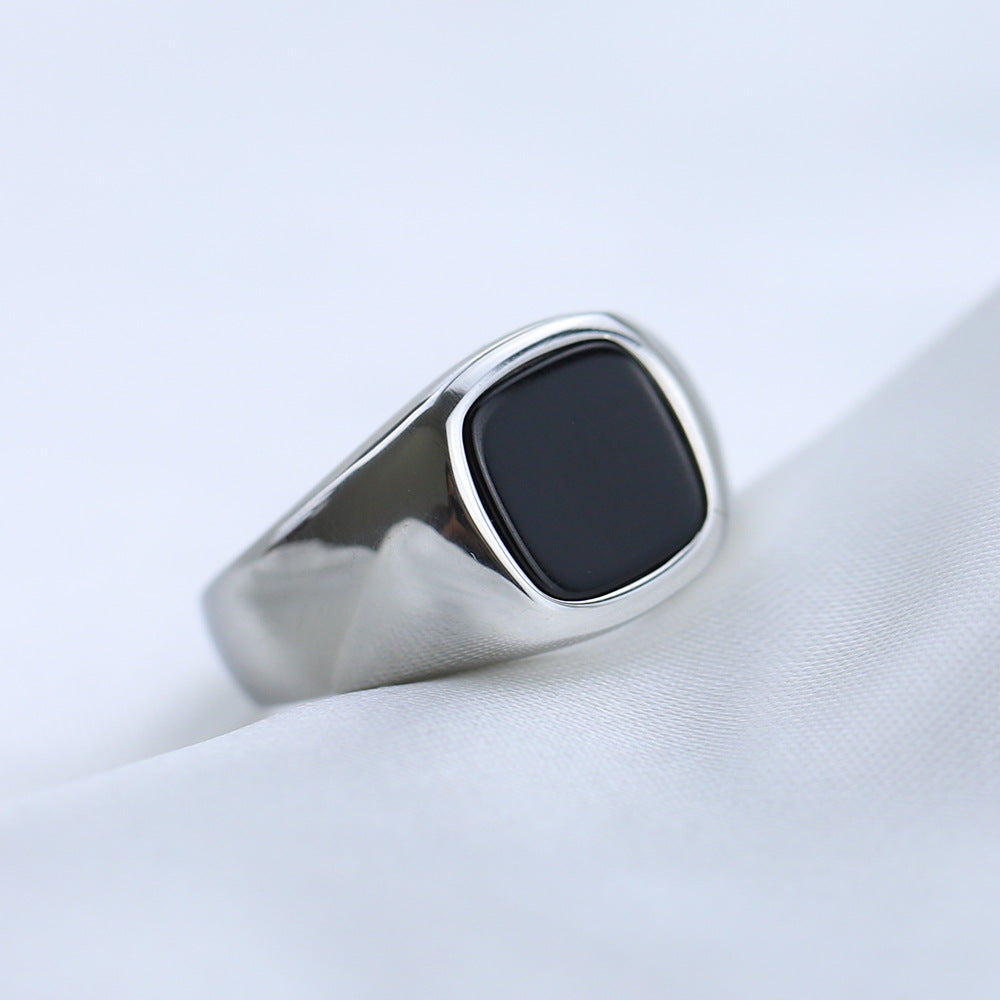Herren Siegelring mit quadratischem Onyx und glänzender Edelstahlfassung Shop Nory
