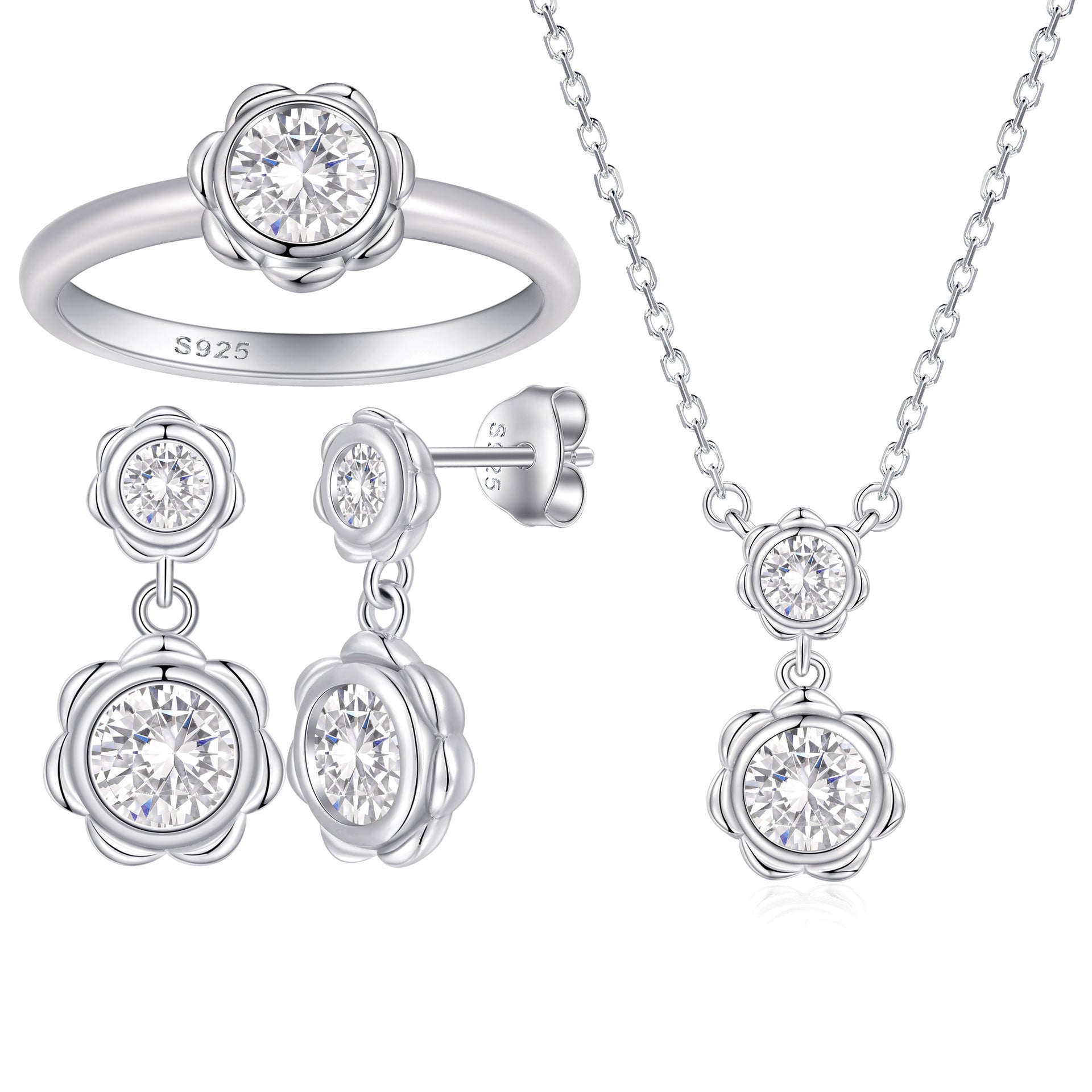 Damenring mit romantischem Herzdesign und funkelndem Zirkonia-Besatz Shop Nory