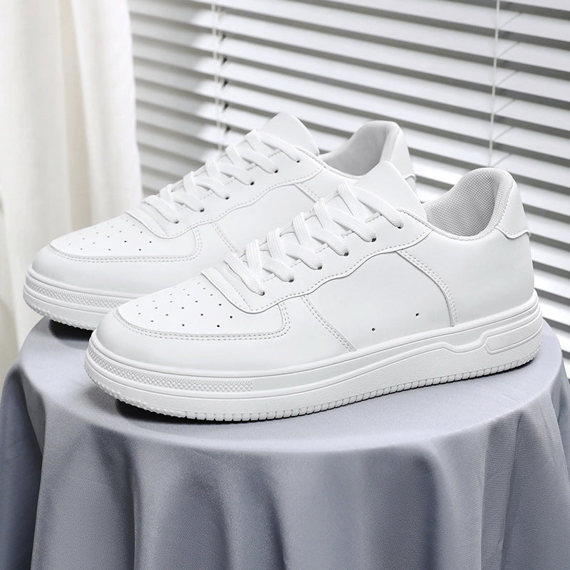 Damen Sportliche Sneakers mit robustem Lederobermaterial und dämpfender Sohle