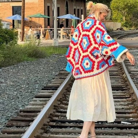 Damen Gesteppte Quilt-Jacke im Patchwork-Motiv mit kastiger Oversize-Silhouette Shop Nory