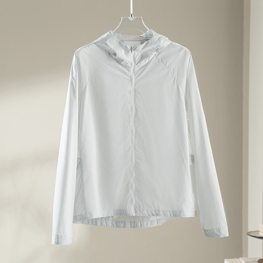 Damen Leichte Kapuzen‑Windjacke aus Ripstop‑Mikrofaser mit durchgehendem Reißverschluss Shop Nory