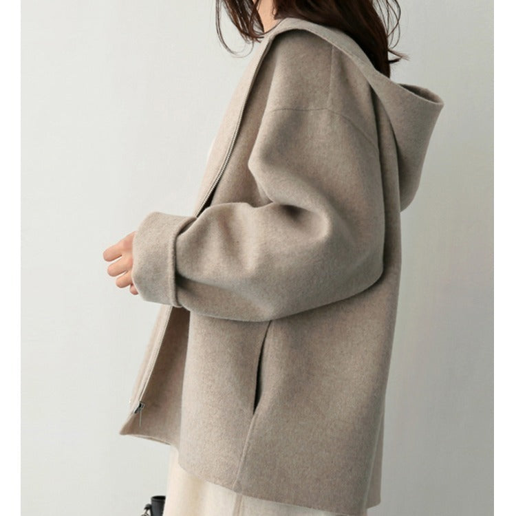 Damen Modische und elegante Kapuzenjacke aus weichem Material