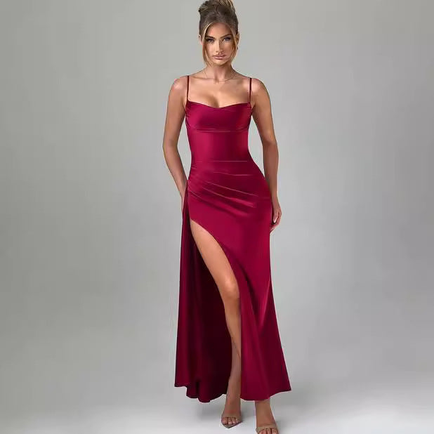 Damen Elegantes Maxikleid mit seitlichem Schlitz und schmalen Spaghettiträgern