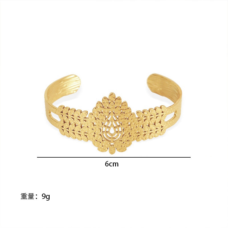 Damen Armreif mit kunstvollem, skulpturalem Design Shop Nory