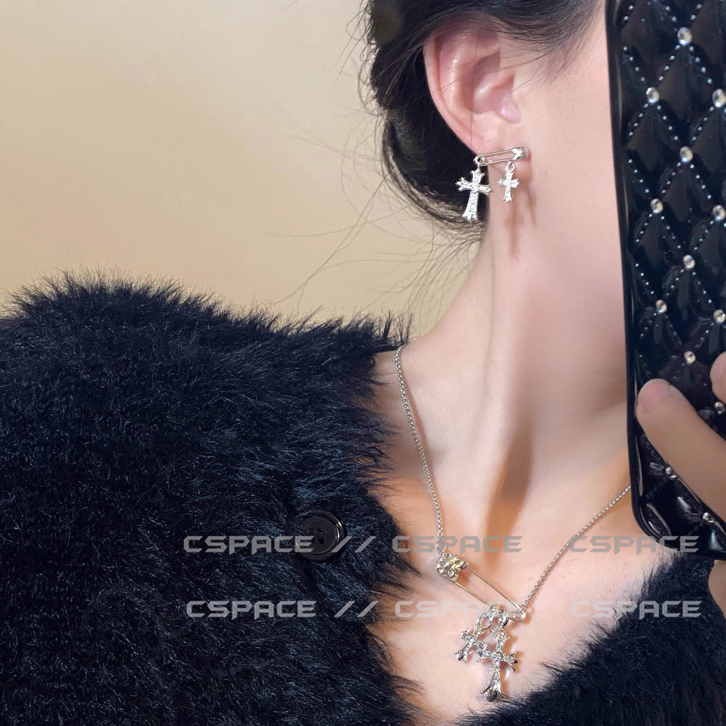 Damen Ohrstecker mit funkelndem Kreuzdesign und elegantem Anhänger Shop Nory