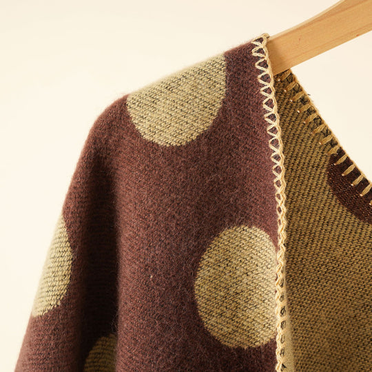 Damen Wendbarer Oversize-Capeponcho aus Jacquardstrick mit Zierstichkante Shop Nory