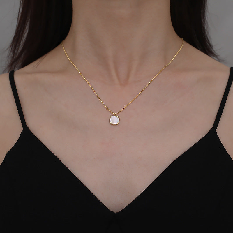 Damen feine Halskette mit quadratischem Anhänger Shop Nory