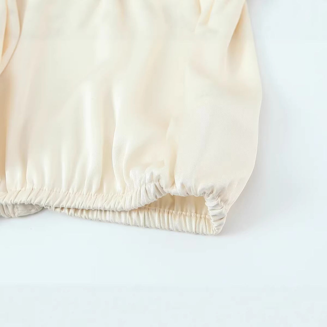 Damen Satinbluse mit tiefem Wickel-V-Ausschnitt, elastischem Saum und Ballonärmeln Shop Nory