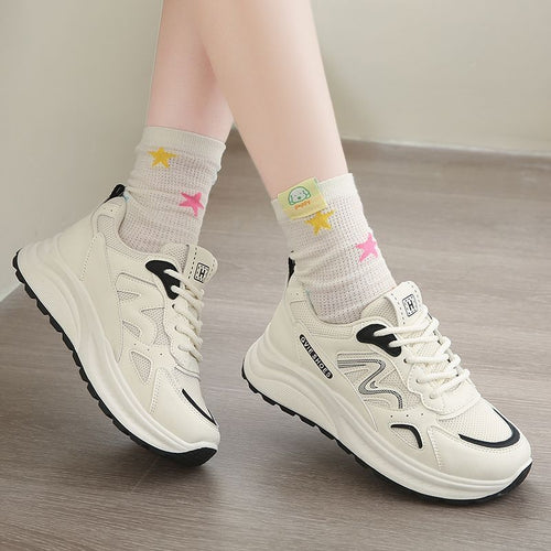 Damen City‑Chunky‑Sneaker mit skulpturierter Plateausohle, Mesh‑Einsätzen und gepolstertem Komfortkragen Shop Nory
