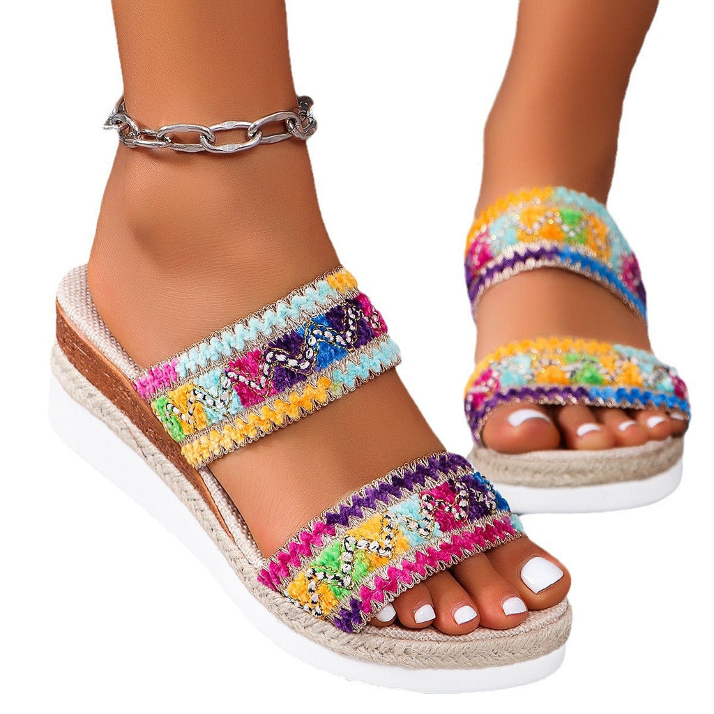 Damen Wedge-Pantoletten mit buntem Stickmuster und bequemer Fußbettung Shopnory