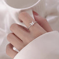 Damen zierlicher Schmetterlingsring mit funkelnden Zirkonia-Shop Nory