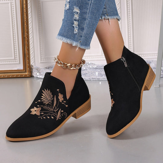 Damen Gestickte Ankle-Boots mit V-Cut und seitlichem Reißverschluss Shop Nory