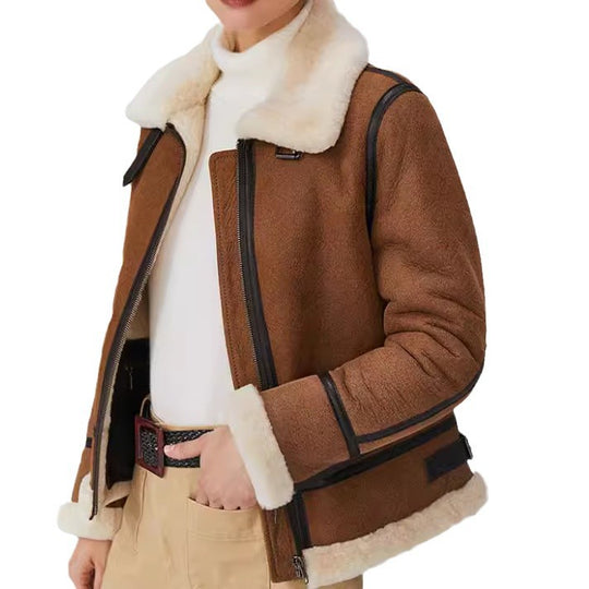Damen Kurz geschnittene Aviator Lammfell‑Imitatjacke mit Teddyfutter und Kunstlederbesatz Shop Nory