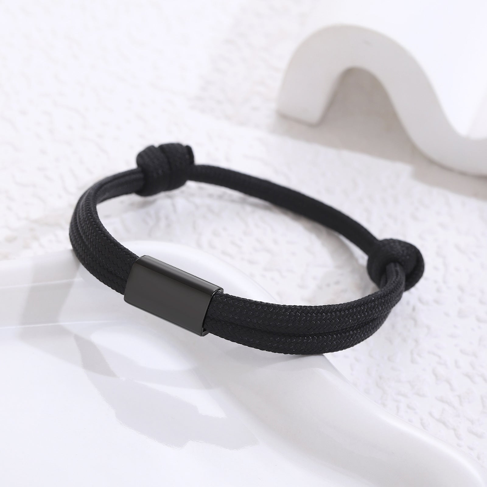 Damen geflochtenes Armband mit edelem Verschluss Shop Nory