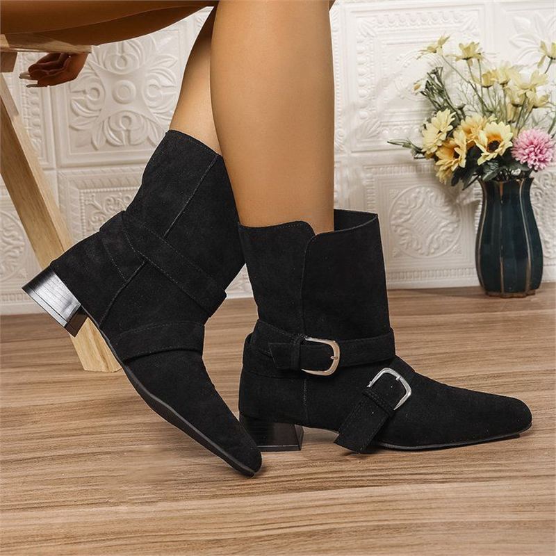 Damen Mittelhohe Wildlederoptik-Stiefelette mit quadratischer Spitze, verstellbaren Schnallenriemen und flachem Blockabsatz Shop Nory