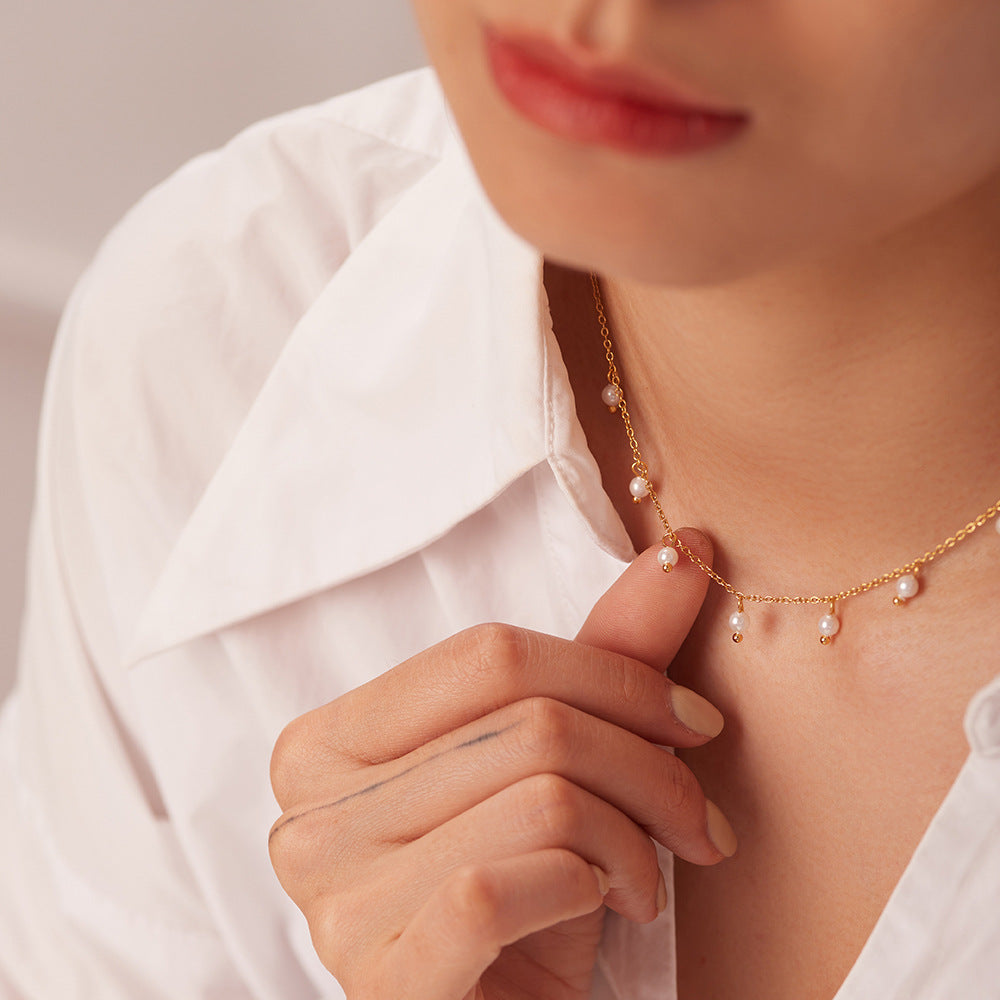 Damen Halskette mit eleganten Süßwasserperlen und feiner Gliederkette Shop Nory