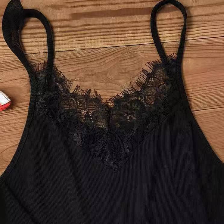 Damen Blumenkleid mit Spitzenoberteil und gefächertem Rock