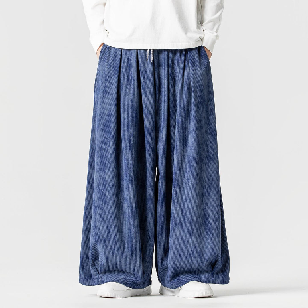 Herren Weite Cord-Loungehose mit Kellerfalten, elastischem Bund und Ballonbeinschnitt Shop Nory