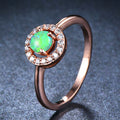 Damen Ring mit schimmerndem Opal und funkelnden Zirkoniastein-Verzierungen Shop Nory