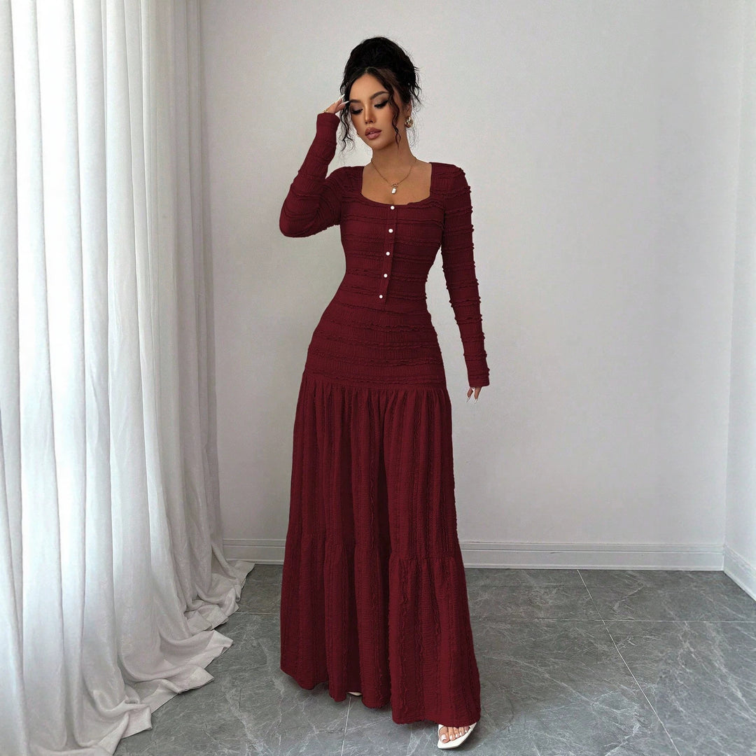 Damen Figurbetontes strukturiertes Maxikleid mit quadratischem Ausschnitt und Knopfleiste Shop Nory