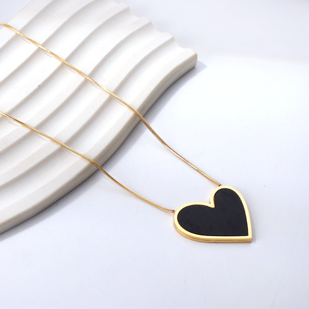 Damen elegante Halskette mit herzförmigem Anhänger aus hochwertigem Edelstahl Shop Nory