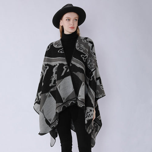 Damen Jacquard-Überwurfponcho mit musikalischem Ornament und Rollkante Shop Nory