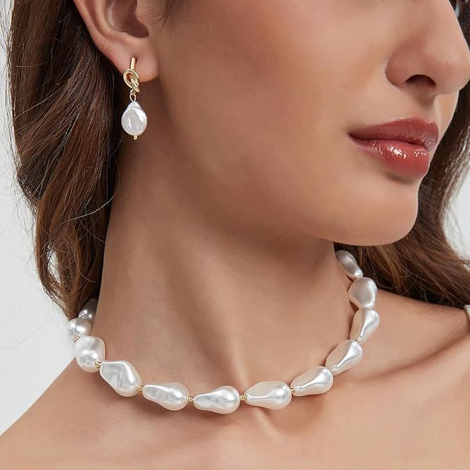 Damen Perlenhalskette mit geschwungenen Perlendesigns und goldenen Akzenten Shop Nory