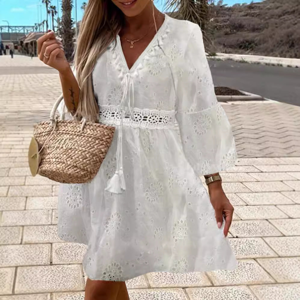 Damen Sommerkleid mit luftigen Trompetenärmel und elegantem Häkelgürtel
