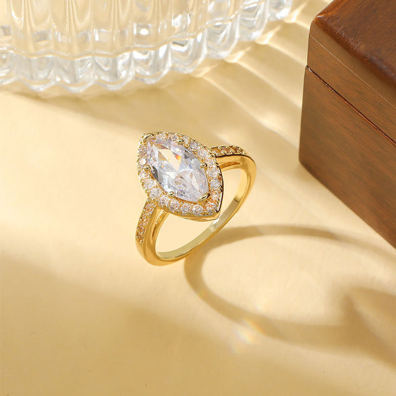 Damen eleganter Verlobungsring mit glitzerndem Zirkonia Shop Nory