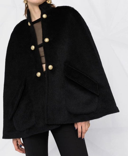 Damen Kurzcape mit Stehkragen, samtiger Struktur und dekorativen Goldknöpfen Shop Nory