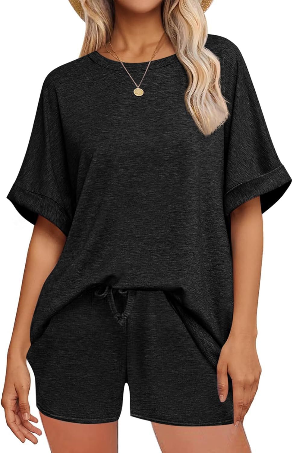 Damen lässiges Freizeit-Set mit oversize T-Shirt und Shorts