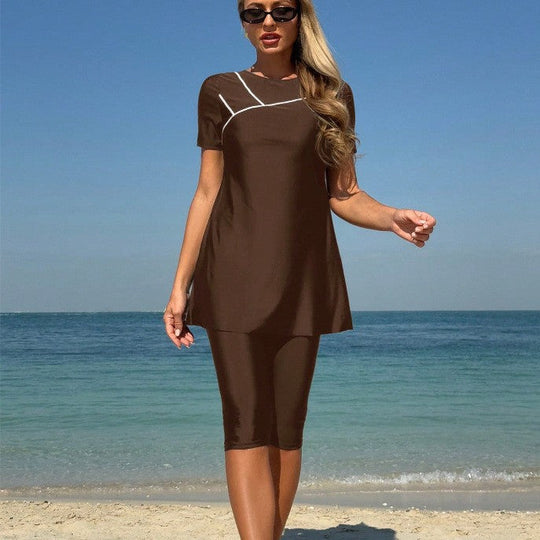 Damen Sportanzug mit kurzem Oberteil und Radlerhose