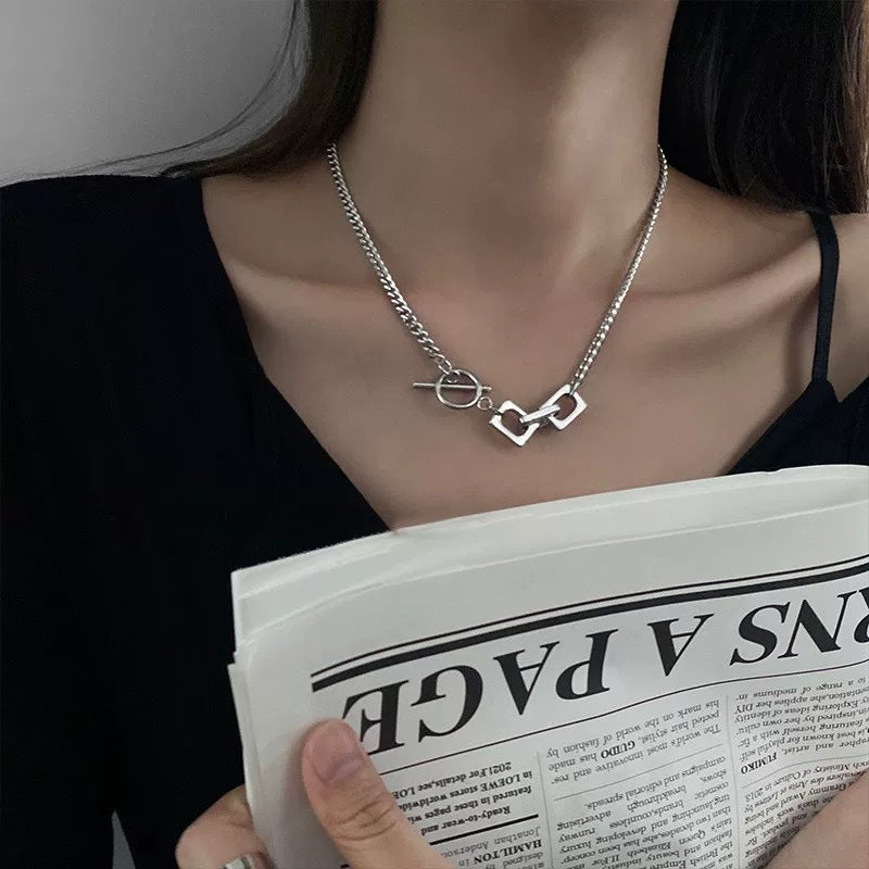 Damen modische Halskette mit geometrischem Anhänger und filigranem Design Shop Nory