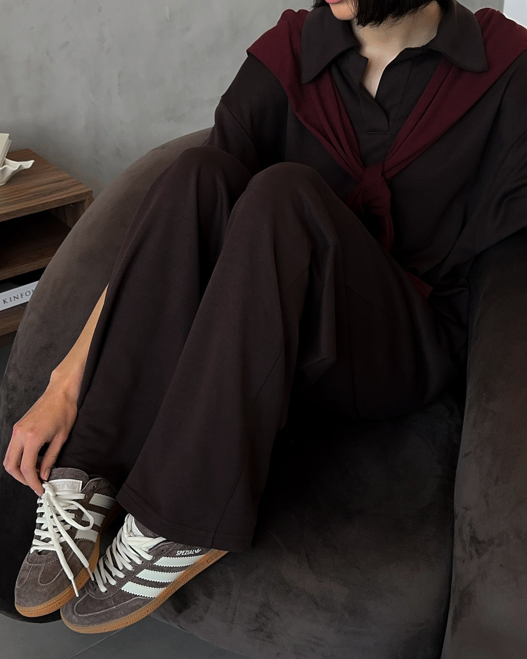 Damen Loungewear-Set mit offenem Polokragen und weiter Komforthose Shop Nory