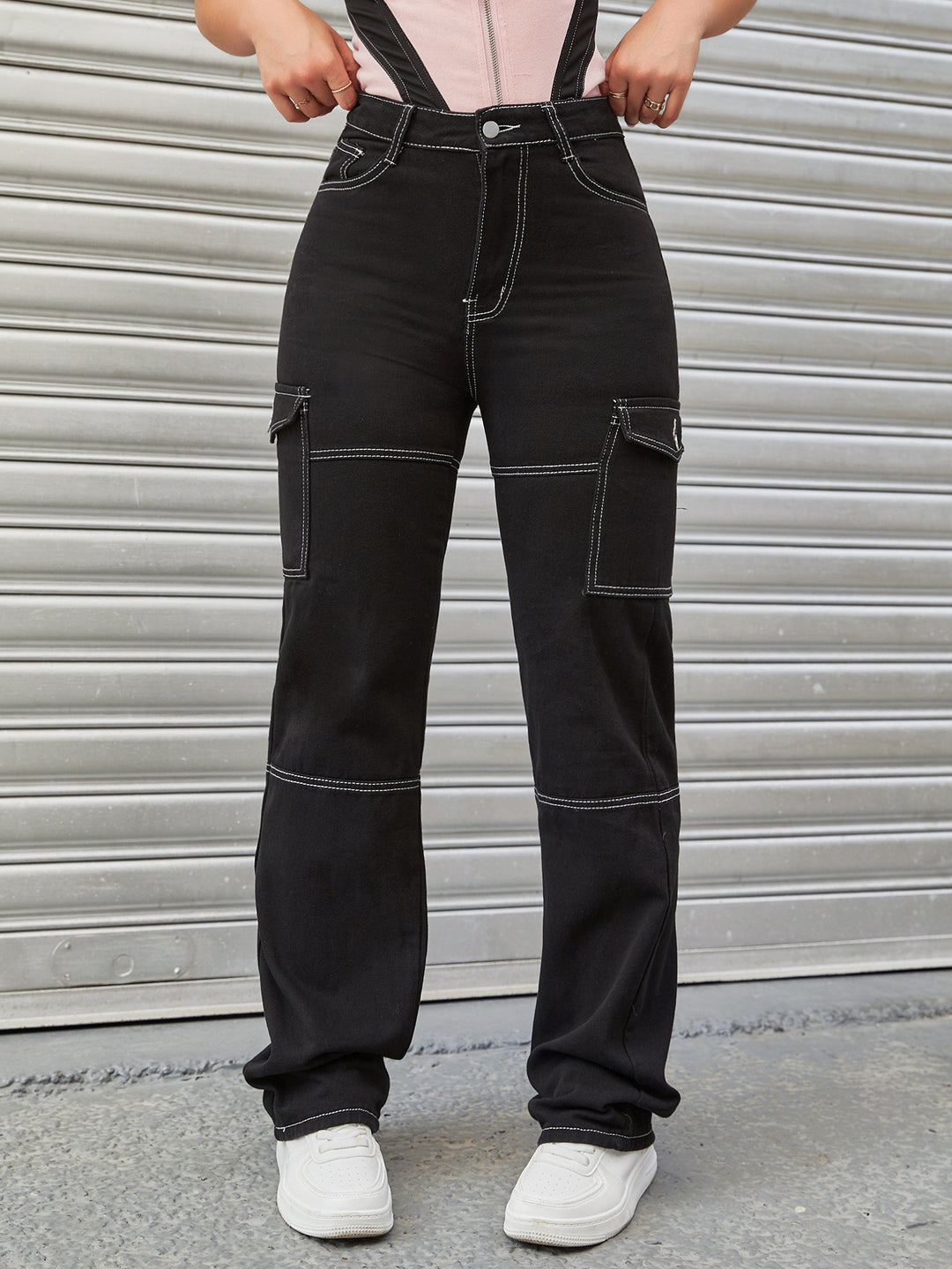 Damen Hochtaillierte Cargo-Hose mit Kontrastnähten und geradem Bein Shop Nory