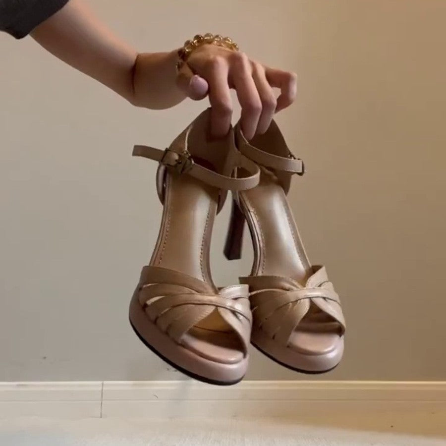 Damen Elegante Sandalen mit modischem Riemendesign und hohem Absatz