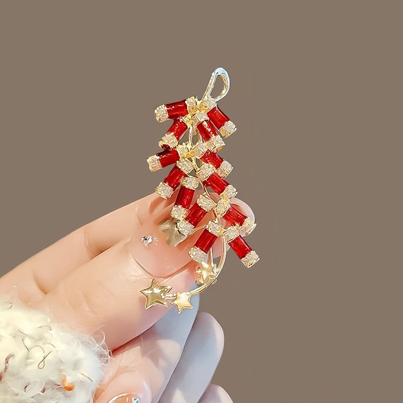 Filigrane Emaillierte Ahornblatt-Brosche mit Zirkonia