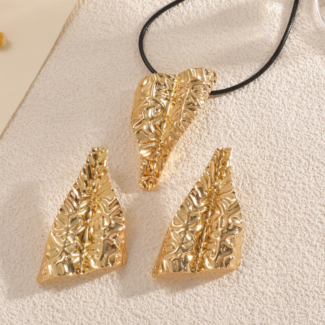 Damen Schmuckset mit modernem, strukturiertem Design Shop Nory