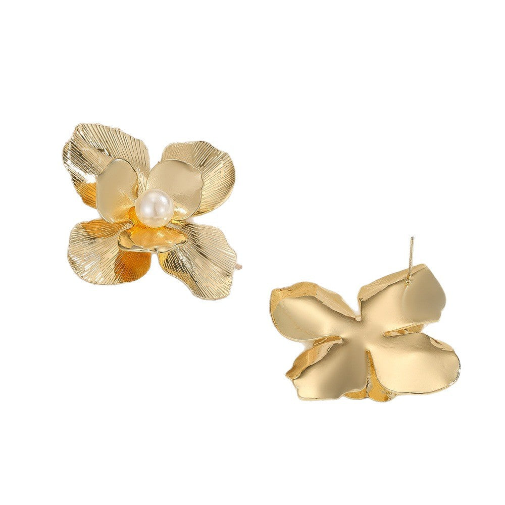 Damen Ohrringe im eleganten Blüten-Design mit Perlenakzenten Shop Nory