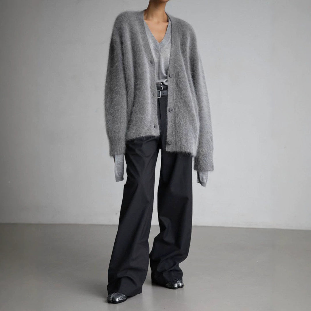 Damen Flauschige Mohair-Optik Strickjacke mit V-Ausschnitt und Oversize-Schnitt Shop Nory