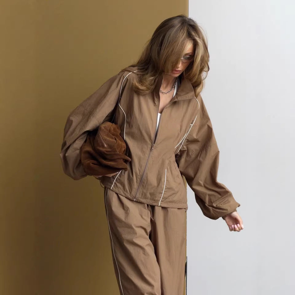 Damen leichter Oversize-Trainingsanzug mit Reißverschluss Funnel-Kragen Kontrastpaspeln und hochtaillierter Tunnelzughose Shop Nory
