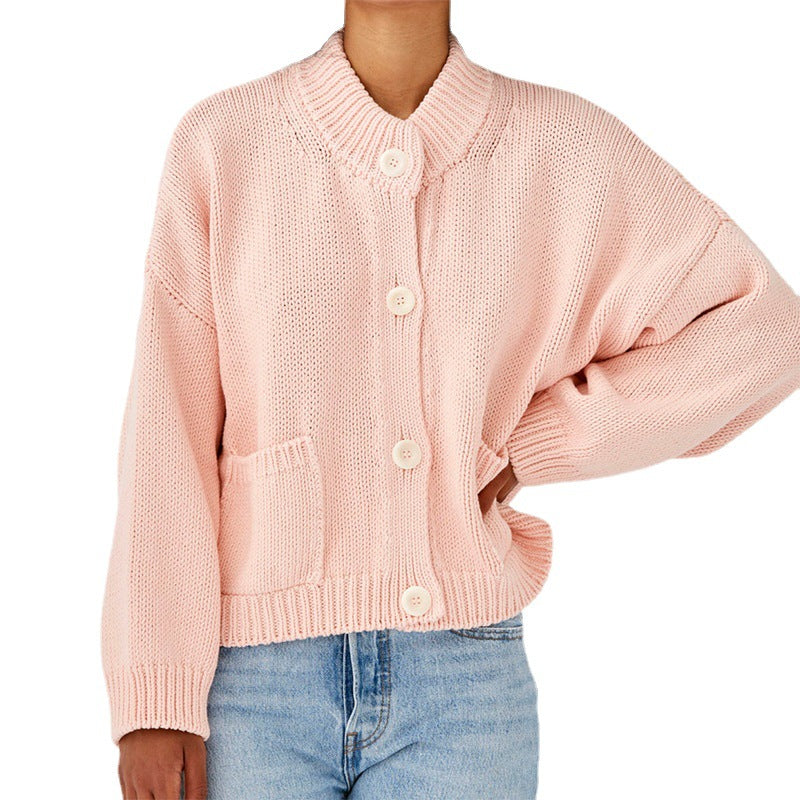 Damen Kurzer Boxy-Cardigan aus Grobstrick mit hoher Knopfleiste und Eingrifftaschen Shop Nory
