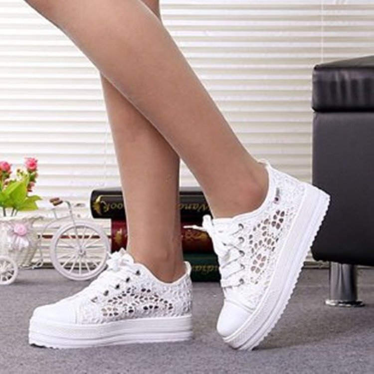 Damen modische Luftige Sneakers mit Häkel-Design und Plateau-Sohle