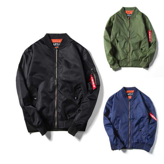 Herren leichte Nylon-Bomberjacke im Aviator‑Stil mit Ärmeltasche, Stehkragen und gerippten Bündchen Shop Nory