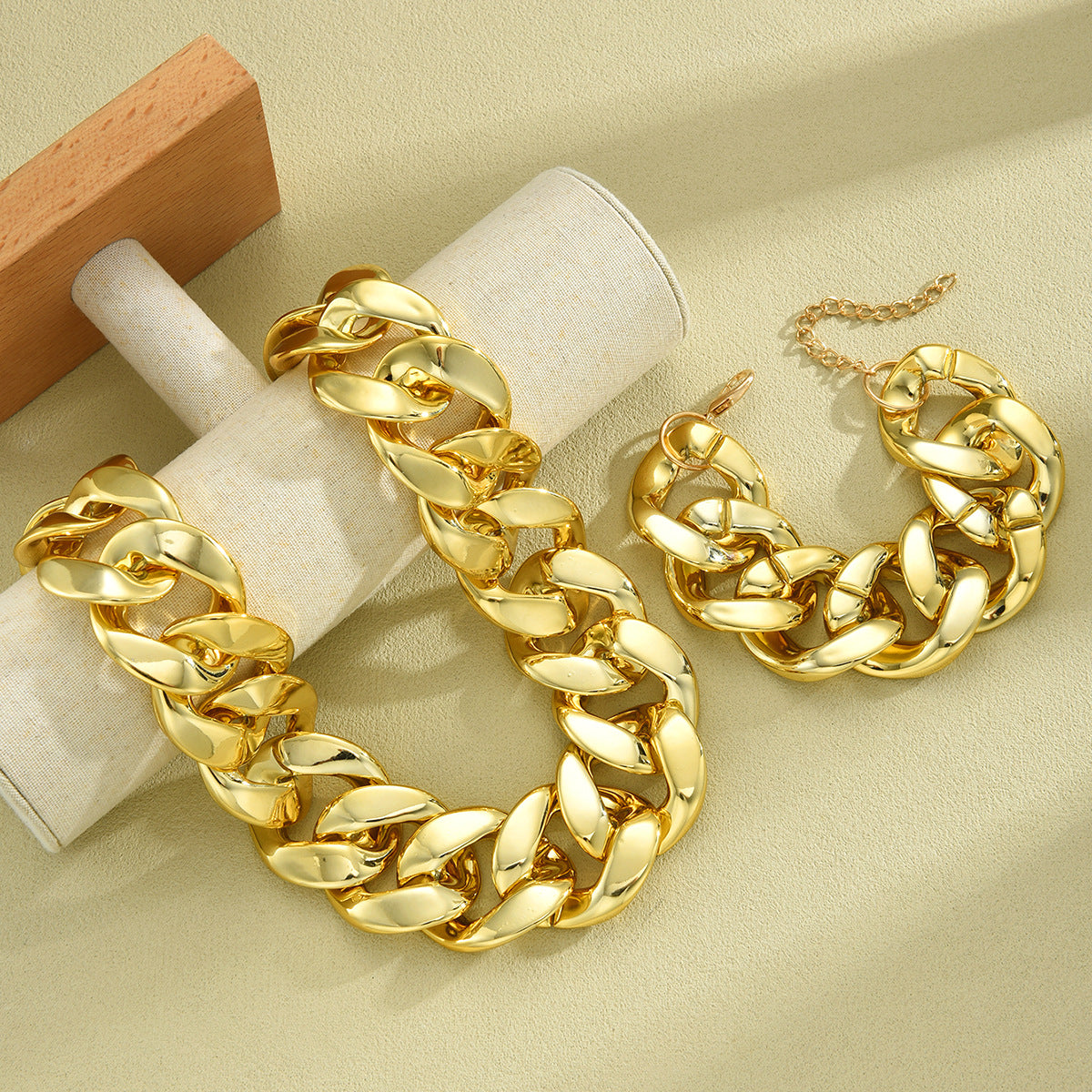 Damen Modeschmuck Set mit geschmeidiger Gliederkette Shop Nory