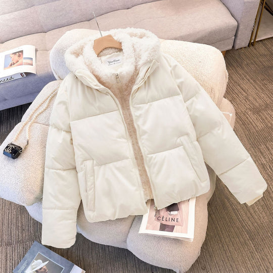 Damen nan kompakte Steppjacke mit Sherpa-Innenkapuze, wärmender Thermoisolierung und verdecktem Zweiwege-Reißverschluss Shop Nory