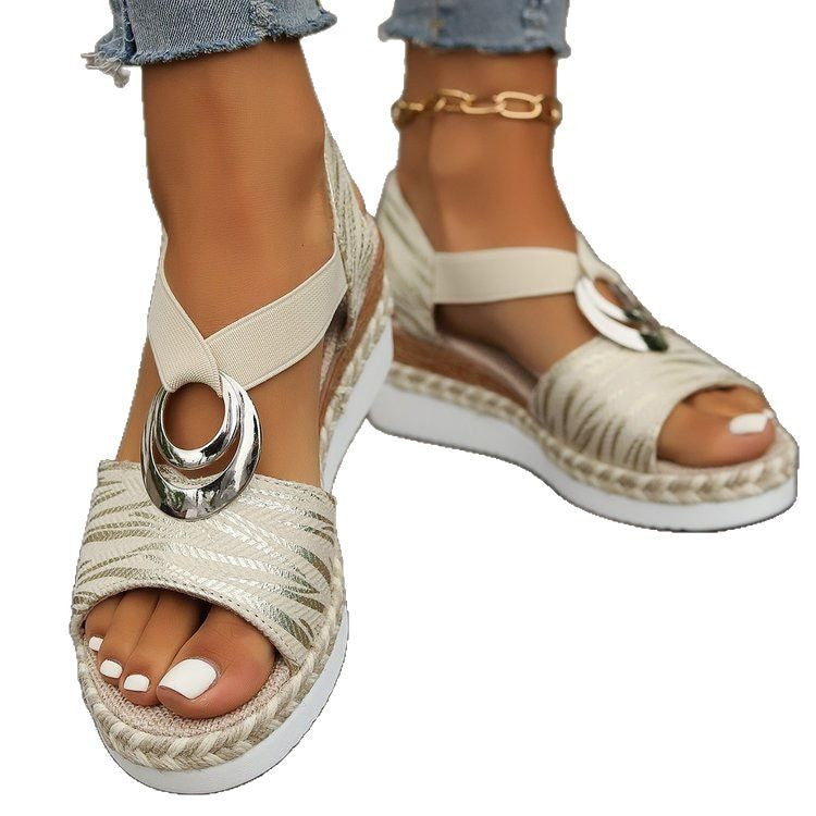 Damen Keilsandaletten Espadrille mit Bastsohle, elastischem Fersenriemen und Schmuckring Shop Nory