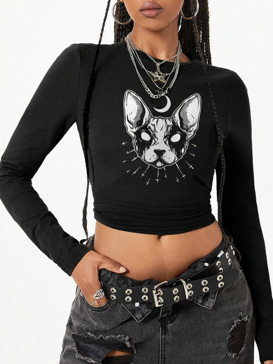 Damen nan figurbetontes langärmeliges Cropped-Shirt mit fotorealistischer Lippen-Collage und schmaler Passform Shop Nory